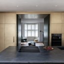 Brick Screen House / Through to the lounge