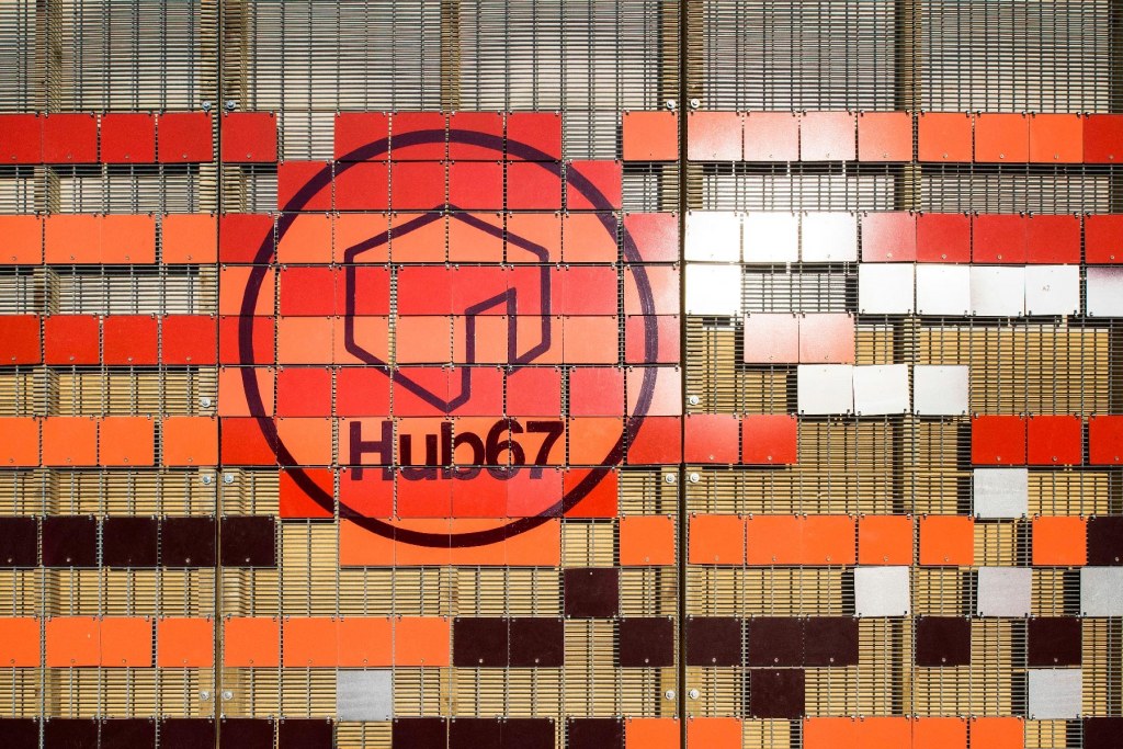Hub 67 / Cladding