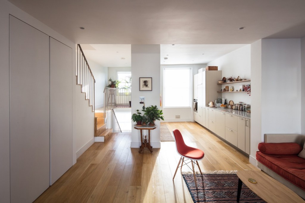 Westbourne Property / Kitchen and Dining
