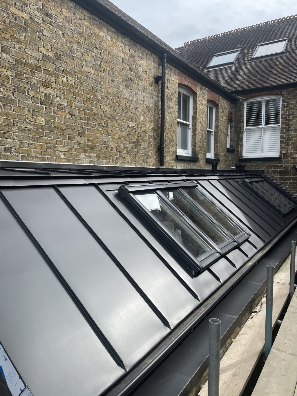 S /HE 016 - Margate / Zinc Roof - Exterior