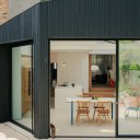 North London Victorian Villas / Large sliding doors to extension