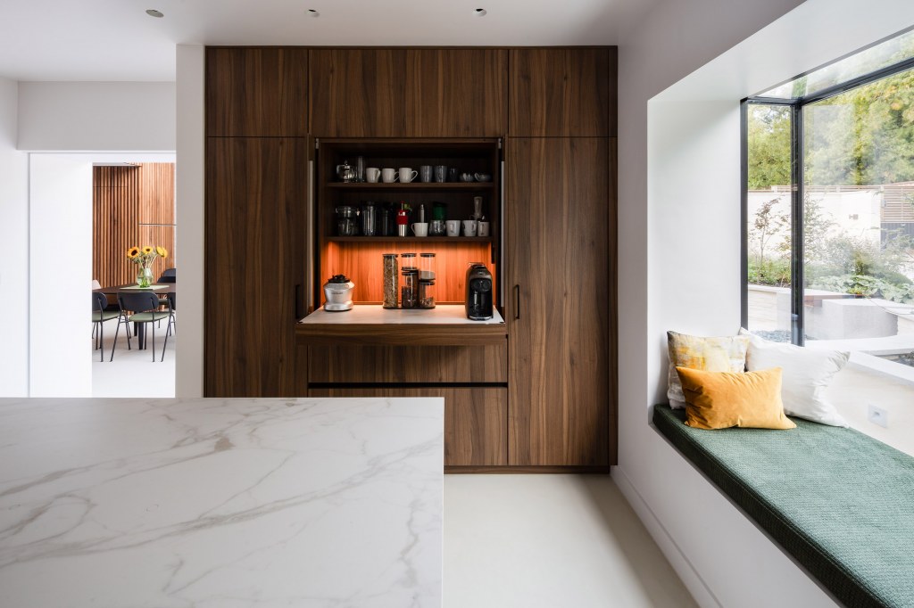 Vine Lane / Kitchen Area